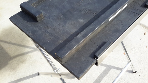 Grill / griddle base on FR grill frame