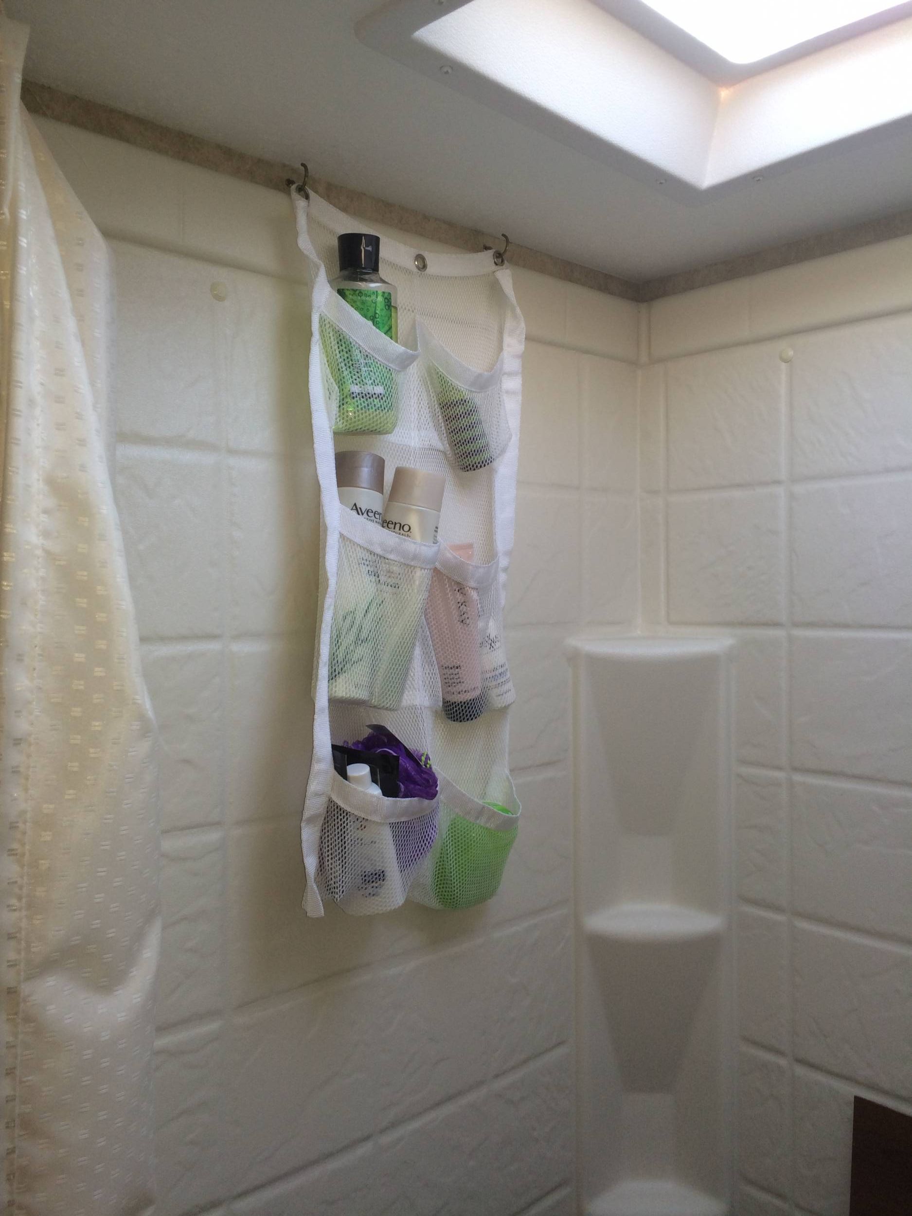 Hanging bag for toiletries