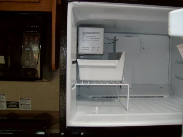 Ice maker!