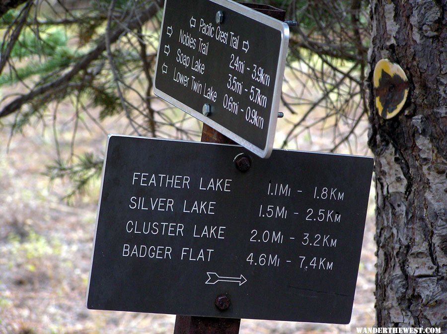 Intersection with the Pacific Crest Trail