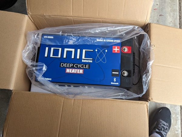 Ionic Lithium 12V 300Ah | LiFePO4 Deep Cycle Battery + Bluetooth + Heater in box