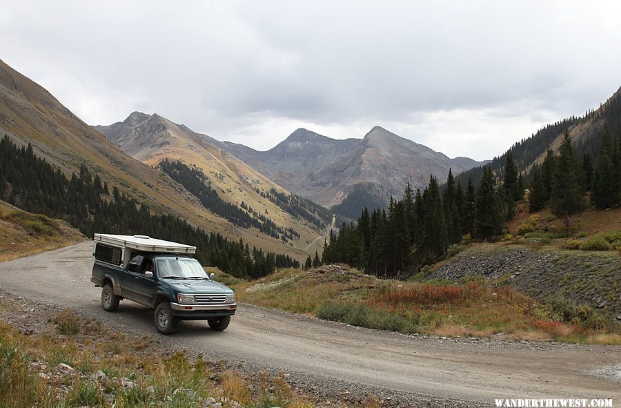 KC heading towards Animas Forks