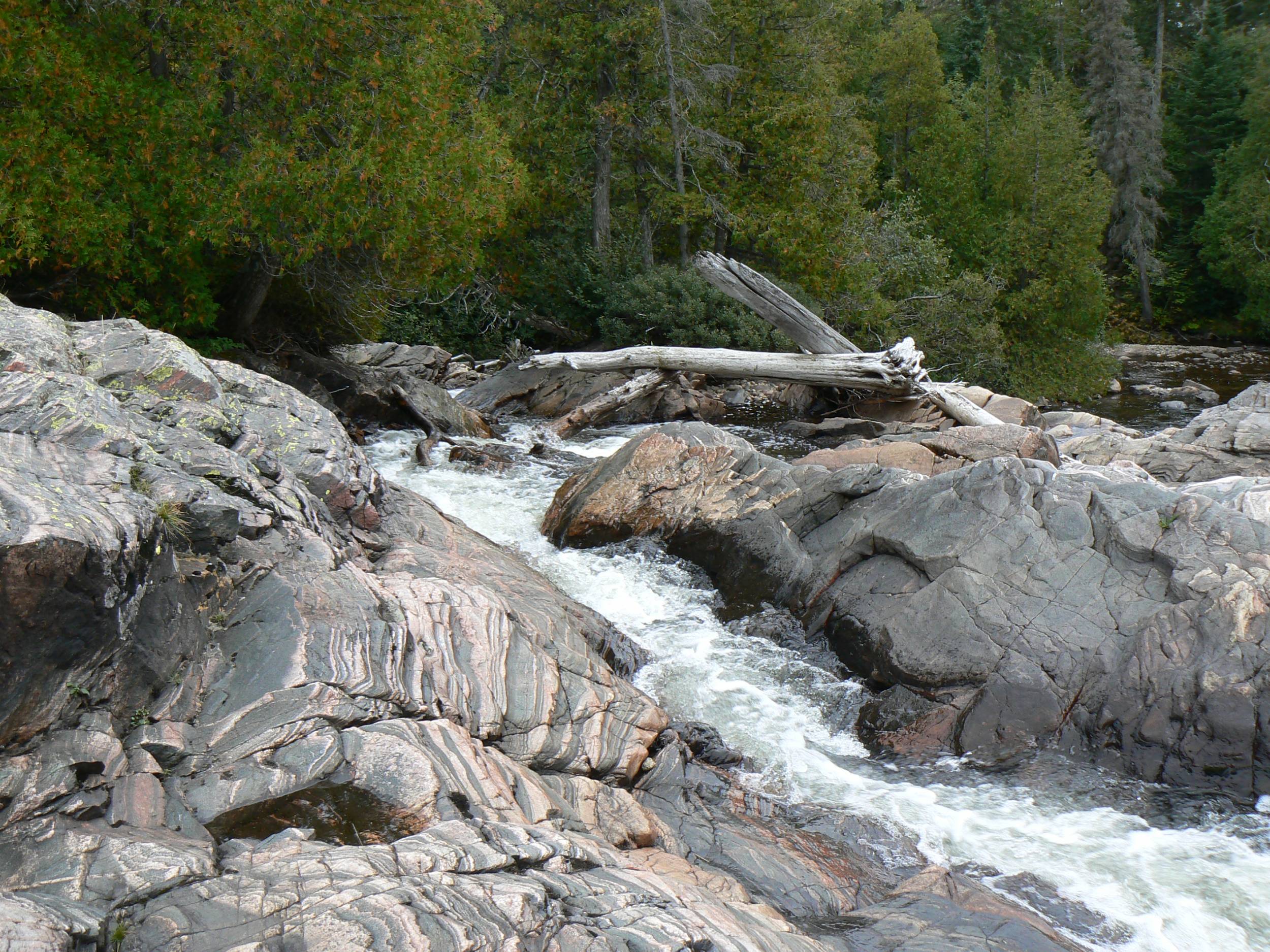 Lake Superior Prov Park