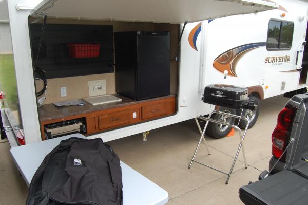 love the outdoor kitchen! came with the gas grill and table.