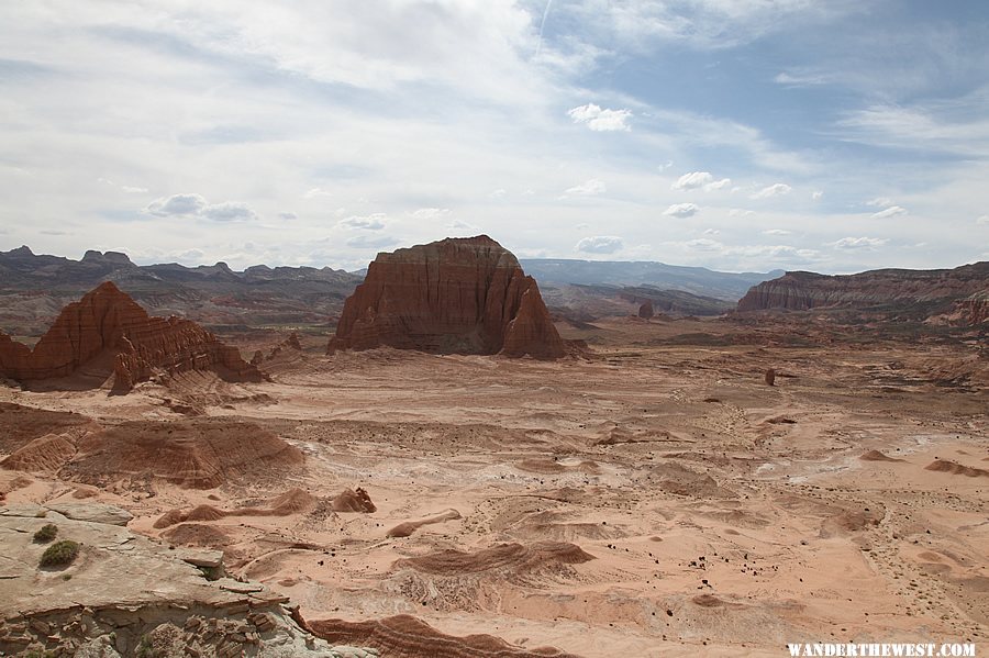 Lower South Desert Overlook