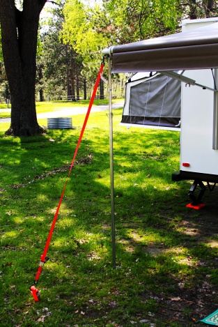 O.C.'s Awning Poles and Brackets Mod