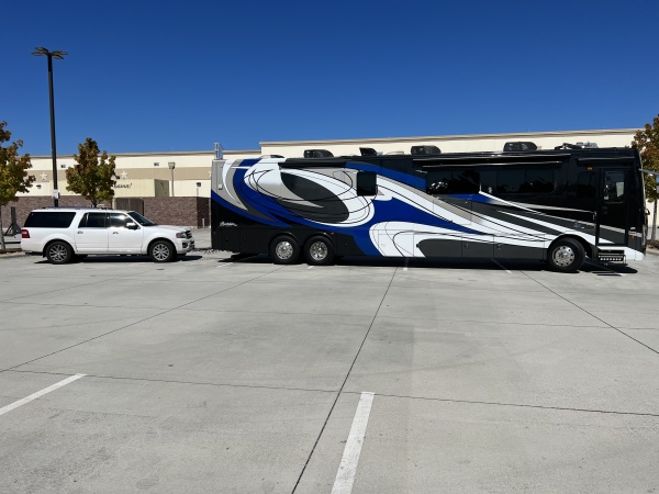 Our second night in our new coach was outside of Buc-eye’s in Birmingham, Al.