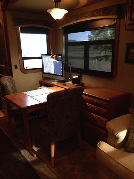 RV livingroom - Desk is "magic desk" which is similar to the new buffet style