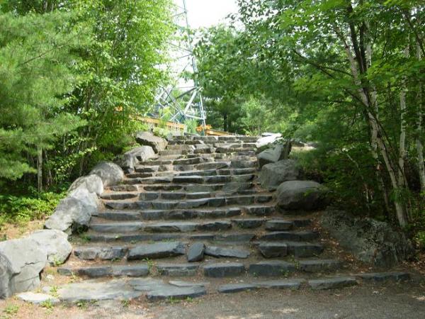 Tamagmi tower(steps to the)