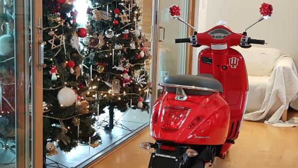 Vespa Christmas